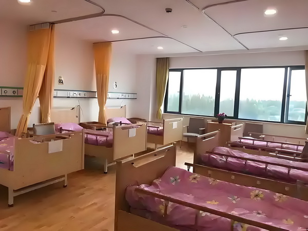 省内办理深圳户口_《南京照相馆》很好，能爆！ 南京照相馆它却成了